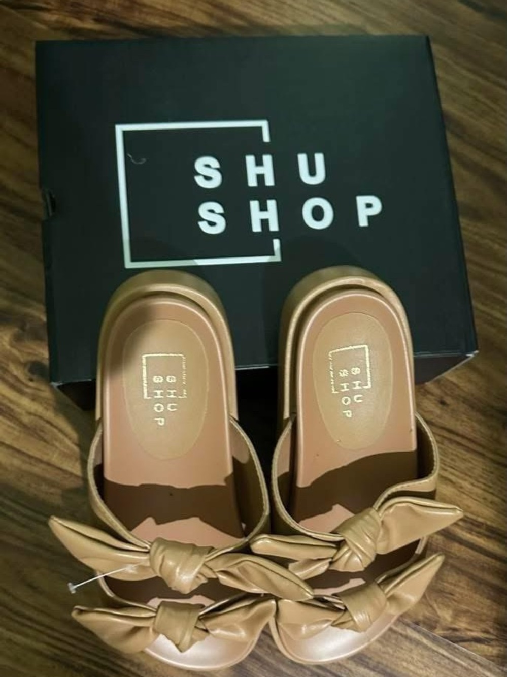 ShuShop Women's Tan Knotted Slide Mules